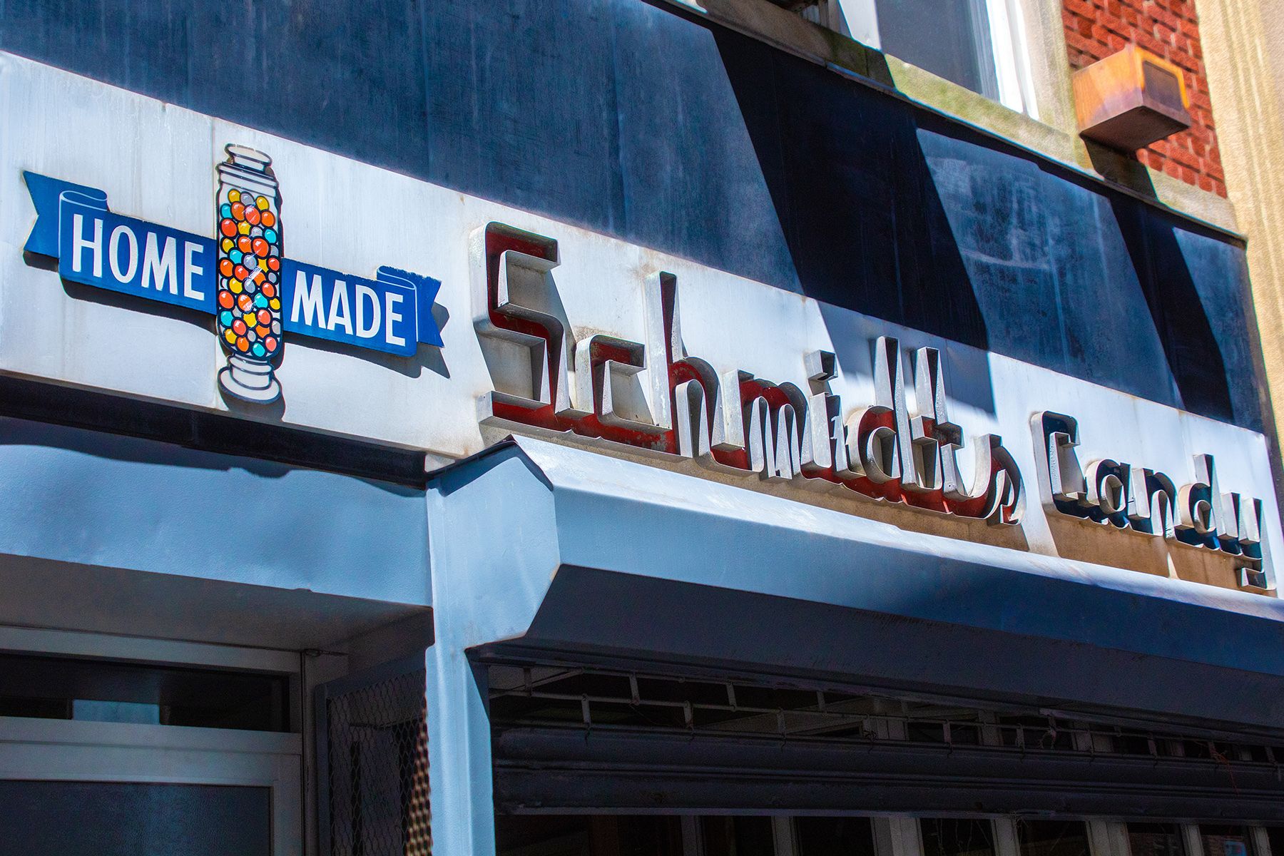 Homemade Schmidts Candy storefront sign